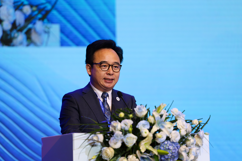 1767508334907905.png 00320029596_9635f56a.png